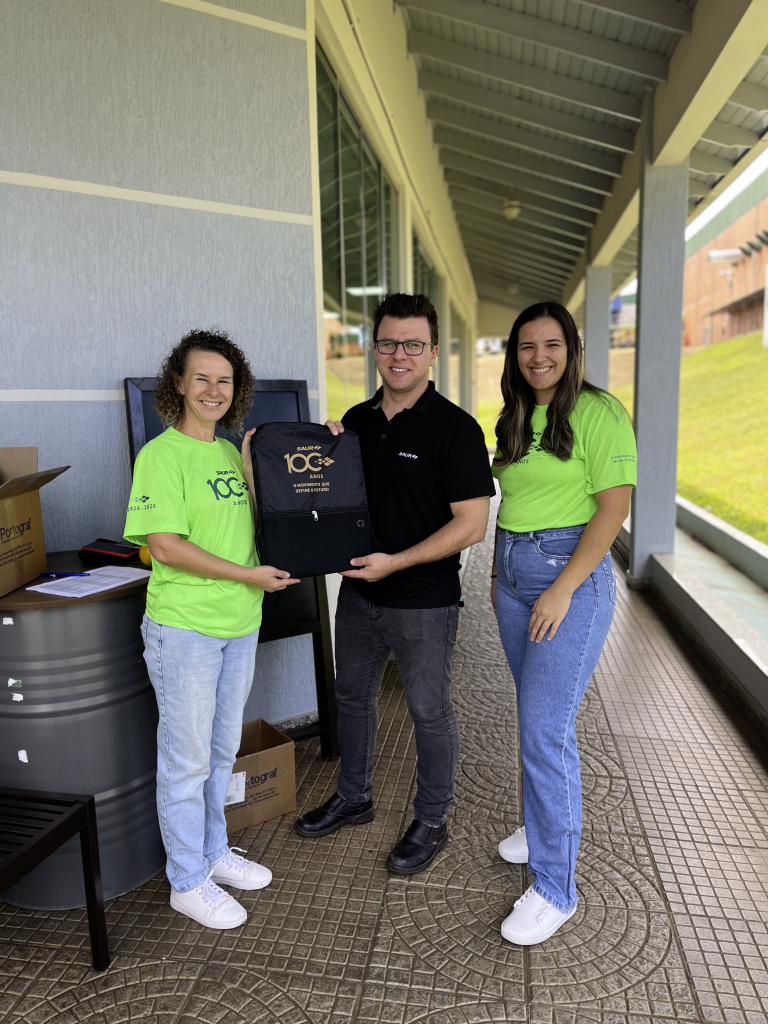 Entrega de Cadernos Escolares