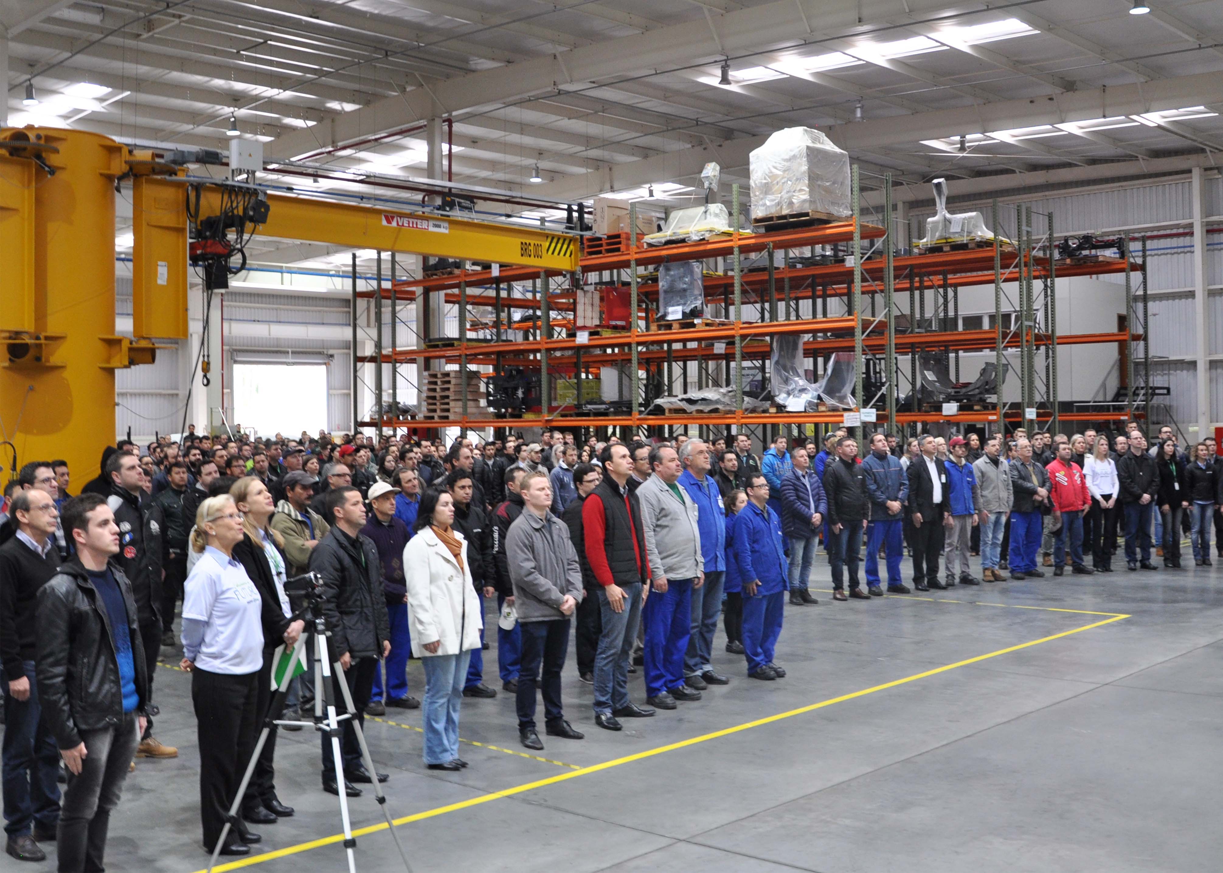 Momento_Cívico_colaboradores_1