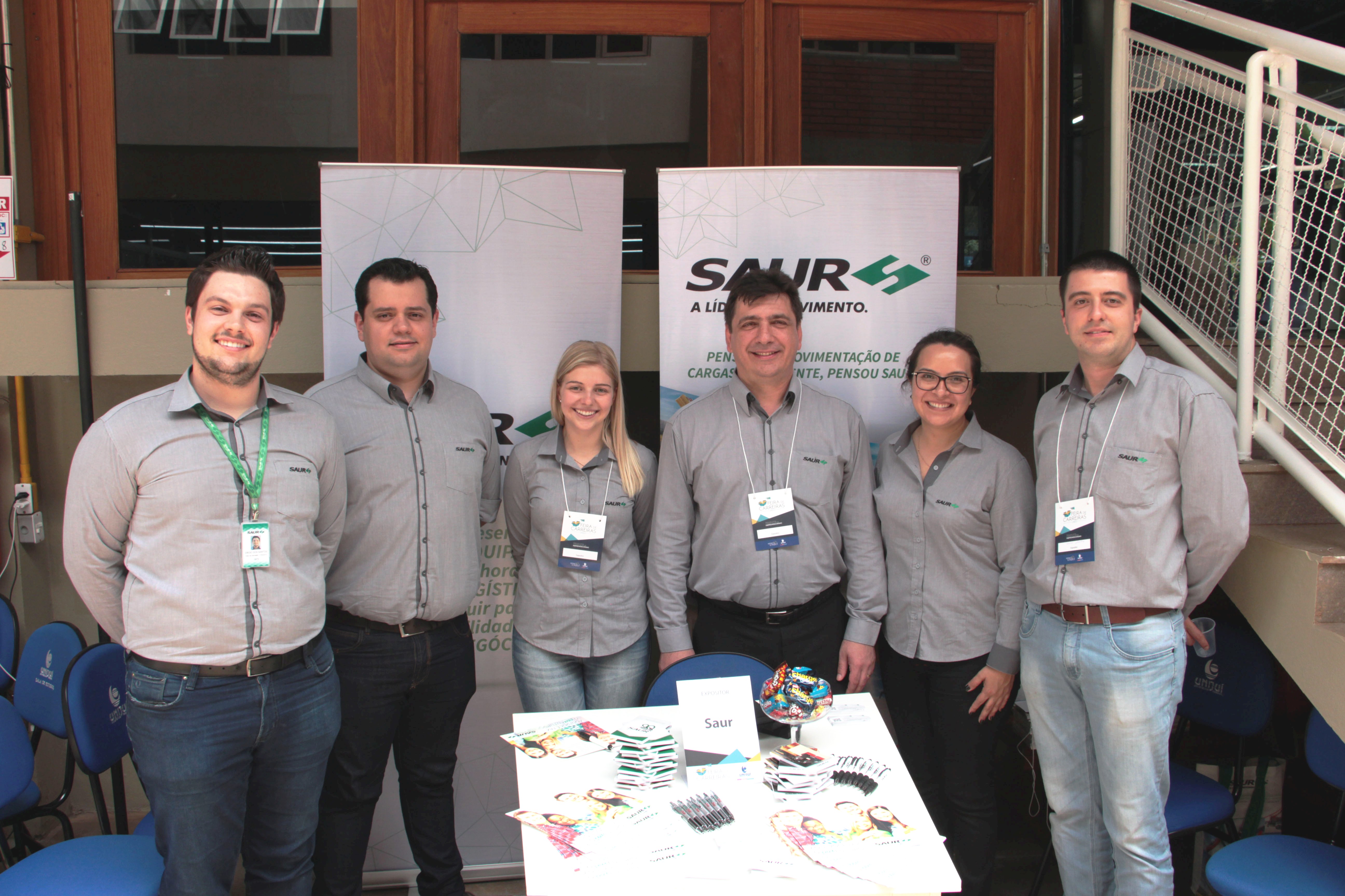 SAUR marca presença na Feira de Carreiras da Unijuí