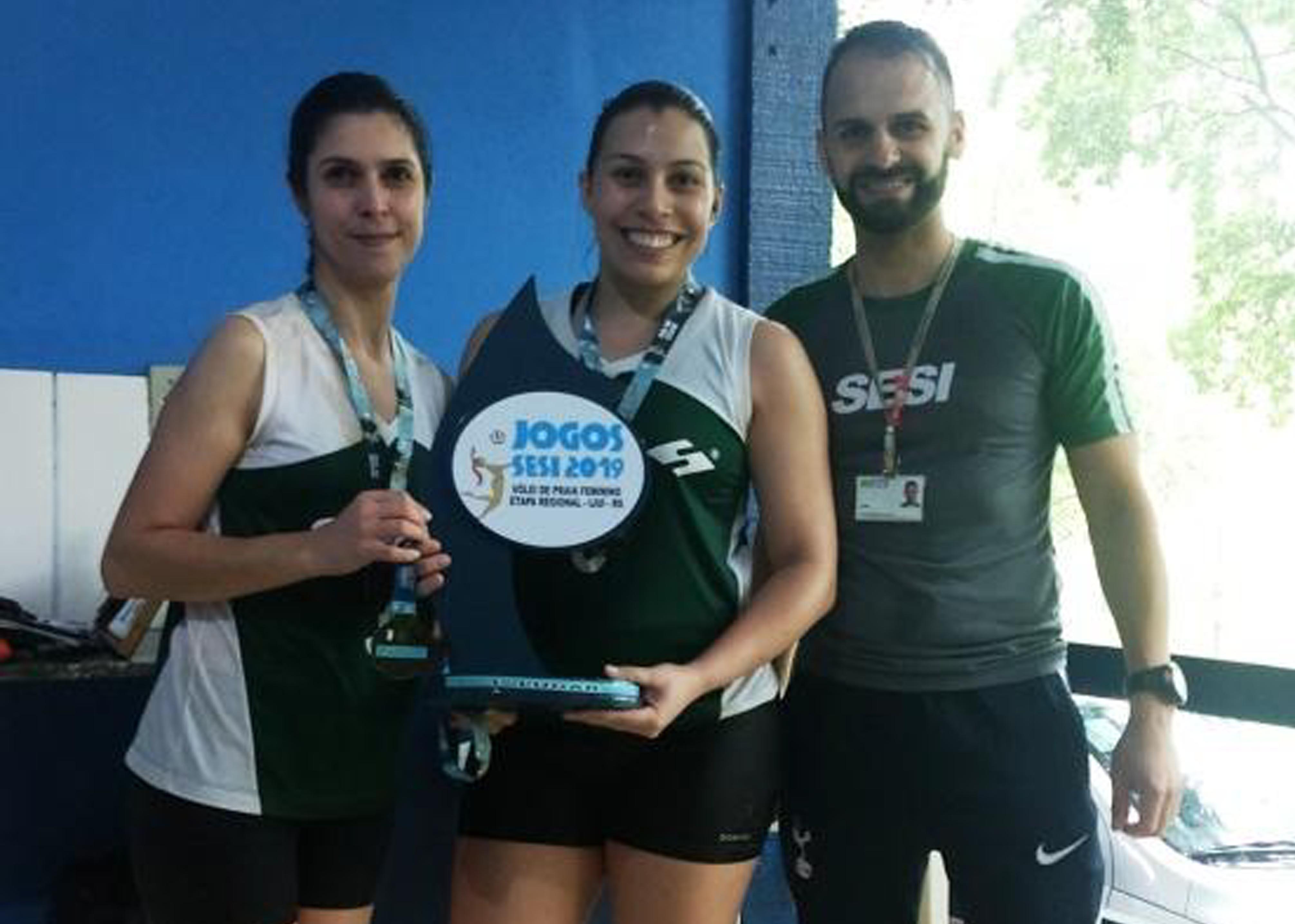 SAUR é campeã nos Jogos do SESI, modalidade vôlei de praia e conquista o bronze na sinuca e futebol sete