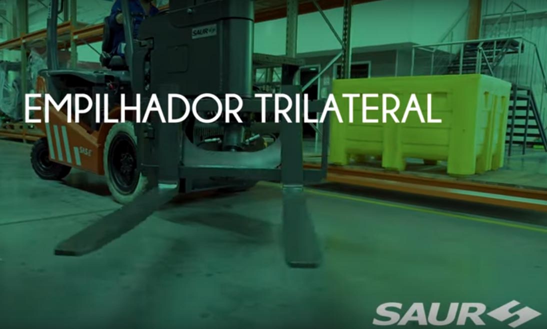 Saiba como funciona o Empilhador Trilateral  SAUR