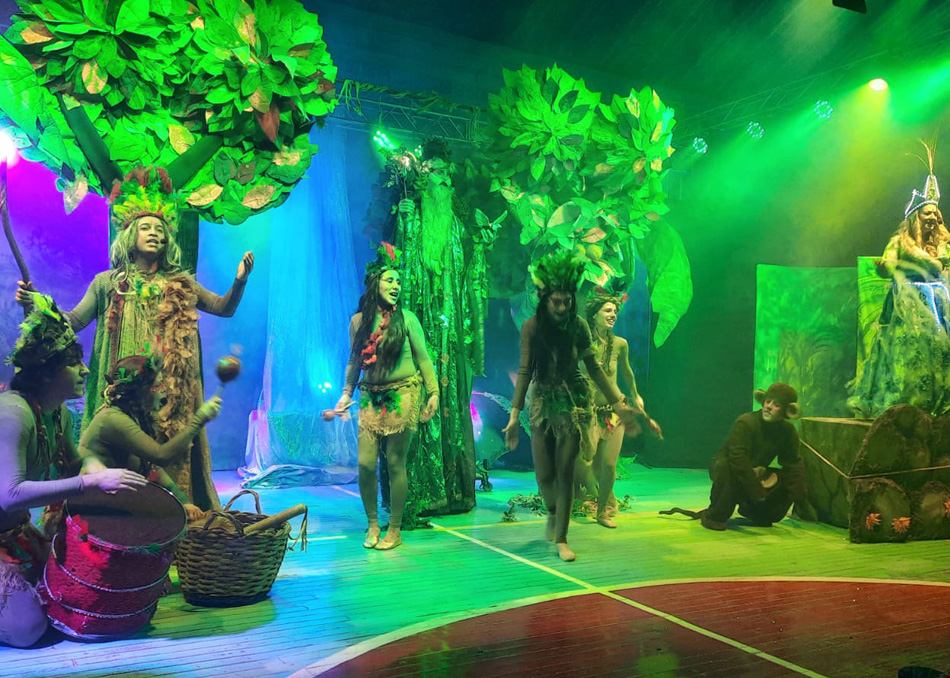 Peça teatral patrocinada pela SAUR aborda a preservação ambiental