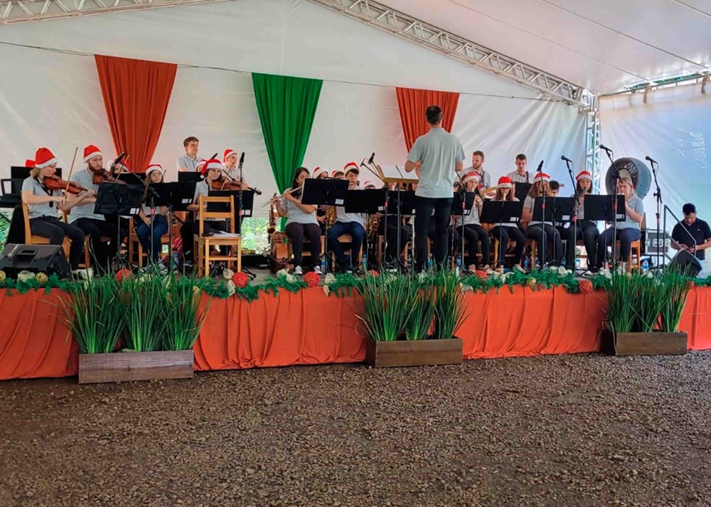 SAUR realiza confraternização de final de ano com seus colaboradores