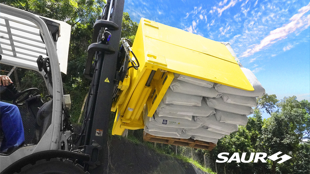 Inversor Empurrador de Cargas para Sacos de Fertilizantes | SAUR