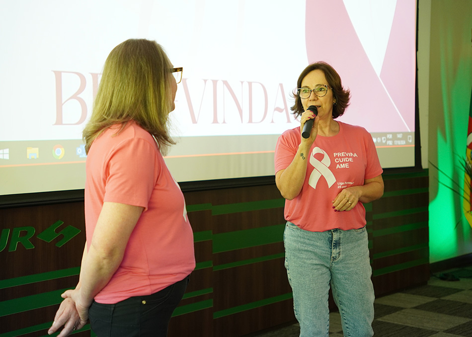 Outubro Rosa: palestra sobre prevenção do câncer de mama ministrada pela Liga Feminina de Combate ao Câncer de Panambi