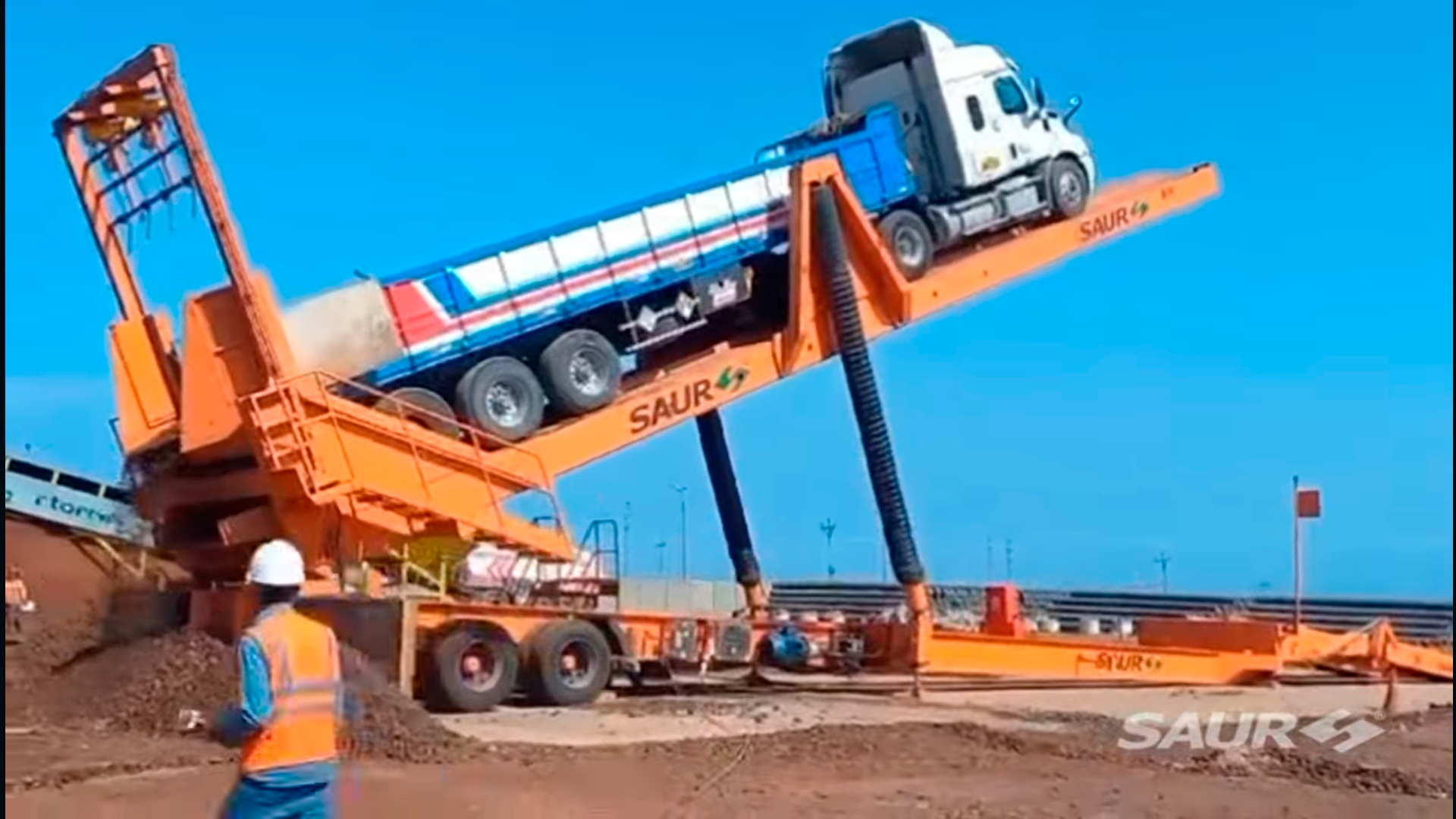 Plataforma de Descarga SAUR | Tombador | Soluções para descarga | Minério de Ferro