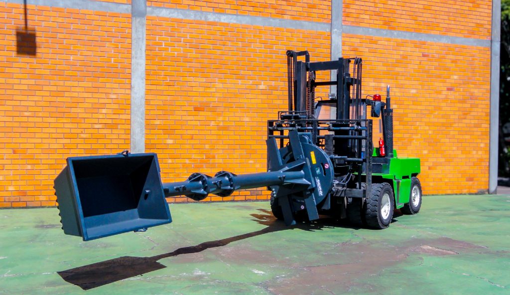 Dispositivo para Carregamento de Fornos – SAUR