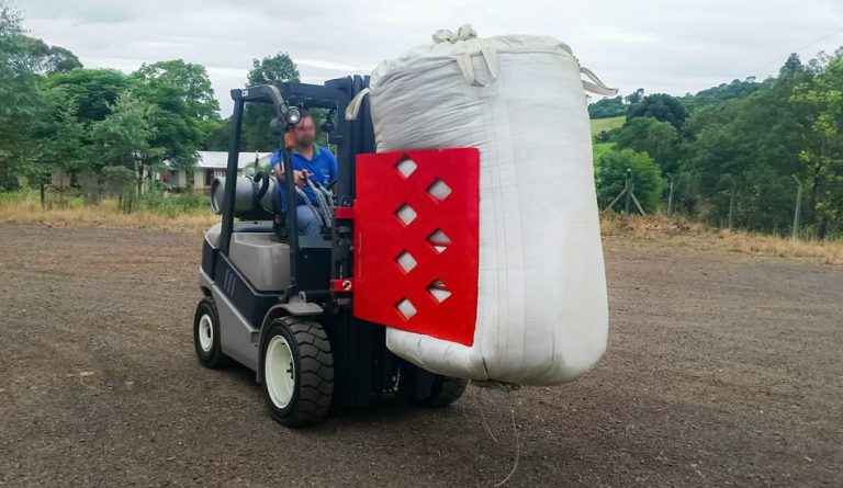 Garras para Fardos de Algodão, Feno e Big Bag – SAUR - Galeria
