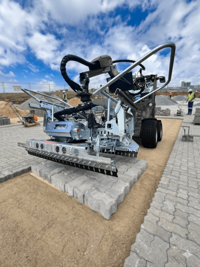 Garra Hidráulica para Instalação de Pavers HVZ-ECO - Galeria