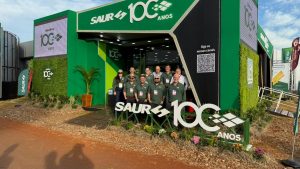 SAUR marca presença na Agrishow com negócios, conexões e celebração de 100 anos